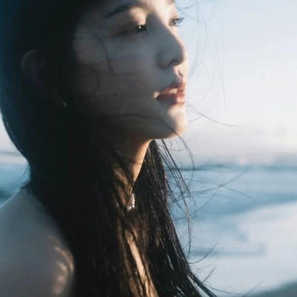 浴火重生，前妻哭惨了